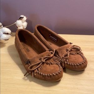 MinneTonka Shoes